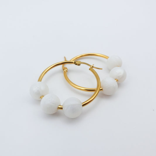 Squishy 3 Pearl Hoop Earrings - Gold Stainless Steel