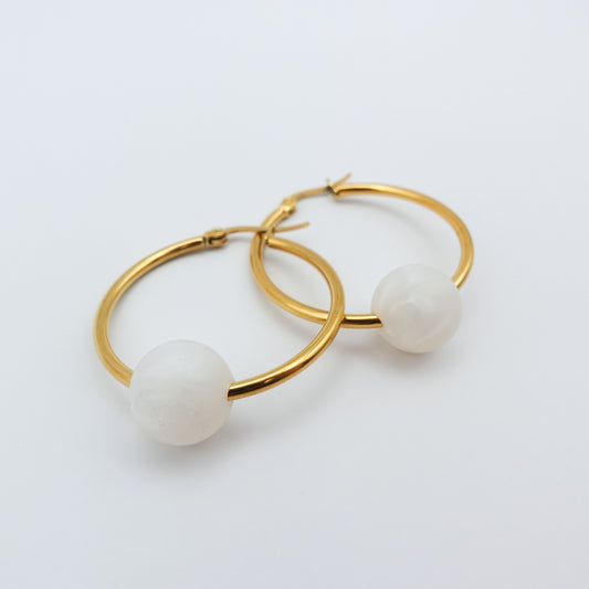 Squishy Single Pearl Hoop Earrings - Gold Stainless Steel